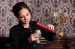 Анжелика — потомственная ясновидящая из древнего рода Дошкещи,  обладающая уникальными знаниями и опытом,  передающимися из поколения в поколение.  Она помогает справиться с жизненными трудностями и н ...