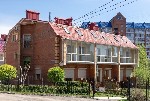 Комбинация простора и комфорта дома,  но с преимуществом квартиры.  

В продаже Таунхаус для семьи.  Прошу Вашего внимания!

Месторасположение:  Октябрьский район,  ул.  Стасовой,  д.23.  

О до ...