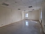 Прeдлaгаю в аренду помещение 50 м2 под тоpговую деятельность.  Вблизи густонаселенный жилой массив,  высокий автомобильный трафик,  остановки,  пешеходный переход,  АЗС.  Возможна любая реклама и банн ...