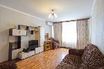 Видовая квартира в центре п.  Молодежный! Двухкомнатная квартира полностью «под ключ»:  с ремонтом и мебелью! В подарок остается также техника:  сплит-системы и бойлер.  Очень удобная планировка для с ...