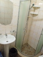 Сдам в аренду комнату объявление но. 74489: Гостевой дом "  ДонБас"  .  Солнечногорское,  Алушта,  Крым.  Все номера в виде 1-к квартир.