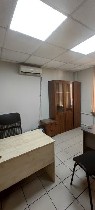 Коммерческая недвижимость объявление но. 74483: Офис 233м² с мебелью и отдельным входом