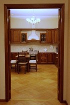 Многокомнатные квартиры объявление но. 42360: Продам уникальную 7-комн. квартиру 200 кв.м в центре Петербурга