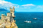 Гостевой дом в Алупке - недорогой отдых без посредников.  
Шикарный вид на горы и море !
15 минут до моря,  Wi-Fi,  площадка для отдыха с мангалом,  парковка бесплатно,  экскурсии.  
Рядом :  рынок ...