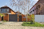 Продаётся двухэтажный кирпичный дом на участке 4 сотки Просторный дом 118 м² на участке 4 сотки.  Характеристики:  Кирпичные стены (толщина 50 см),  утепление пеноплекс,  декоративная отделка фасада Л ...