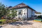 Если вы хотите,  чтобы дети росли безопасно и экологично,  то пора задуматься о покупке собственного дома! В продаже дом с участком в СТ Ива:  ул.  Казачья,  д.74/1.  Большое количество комнат позволя ...