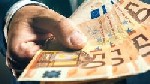 Здравствуйте,  уважаемый заемщик.  Я частный кредитор и одалживаю свои личные деньги.  Я не работаю ни с какими банками и другими мошенническими схемами.  Без предоплаты,  без страховки,  без поручите ...